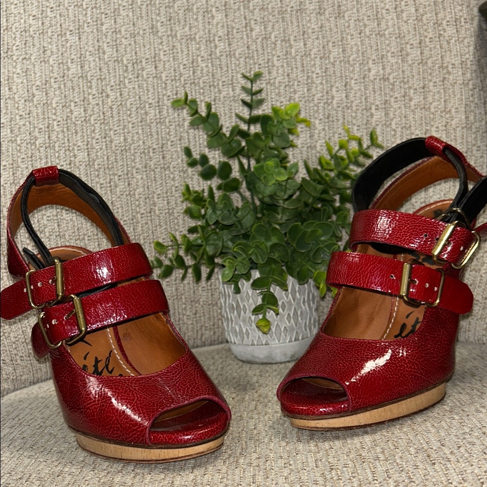 LANVIN 2010 heels